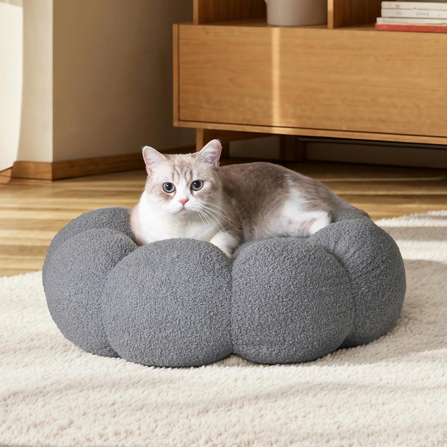 Fluffy Round Calming Plush Pet Bed Non Slip Cuddler